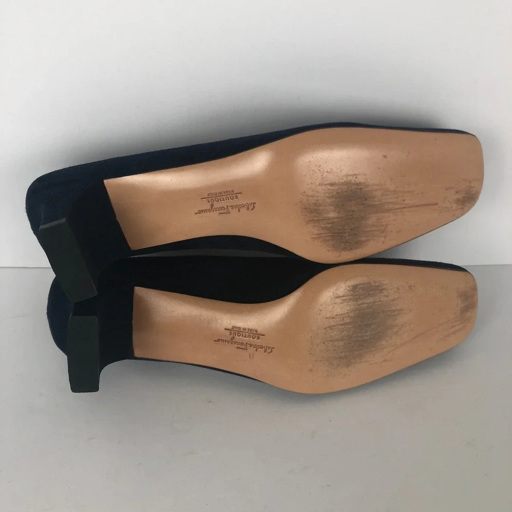 Salvatore Ferragamo Boutique Suede Square Toe Block Heel Pumps Sz 7 2A Navy Blue
